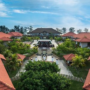 Tok Aman Bali Beach Resort @ Beachfront